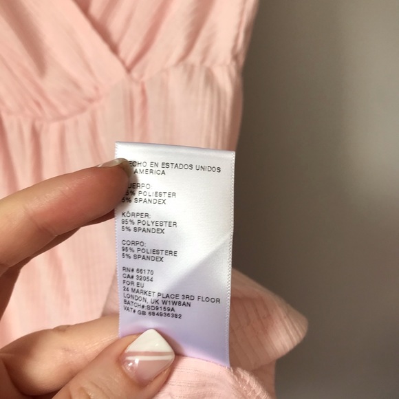 🦋3/$50 Anthropologie Ecote light pink rubbed romper - Picture 10 of 11